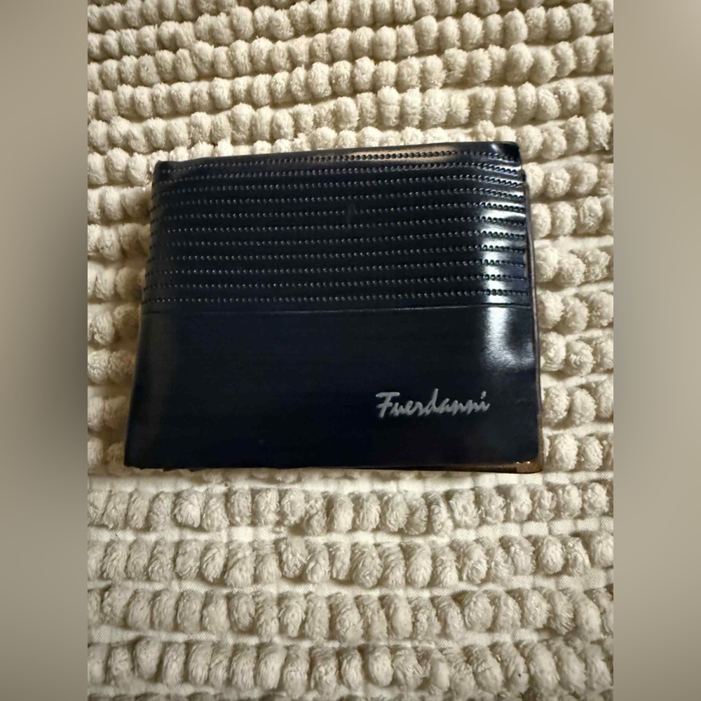 Fuerdanni Blue Textured Wallet